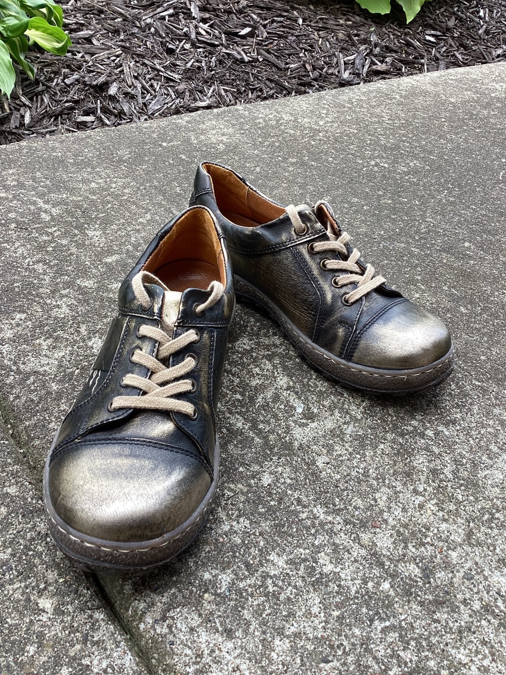 V‎ Italia Genuine Leather Bronze Metallic Comfort Walking Shoes EU 39 US 8.5